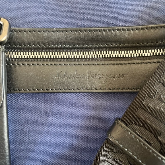 Ferragamo Varenne Shoulder Bag for Men in blue - Picture 10 of 14